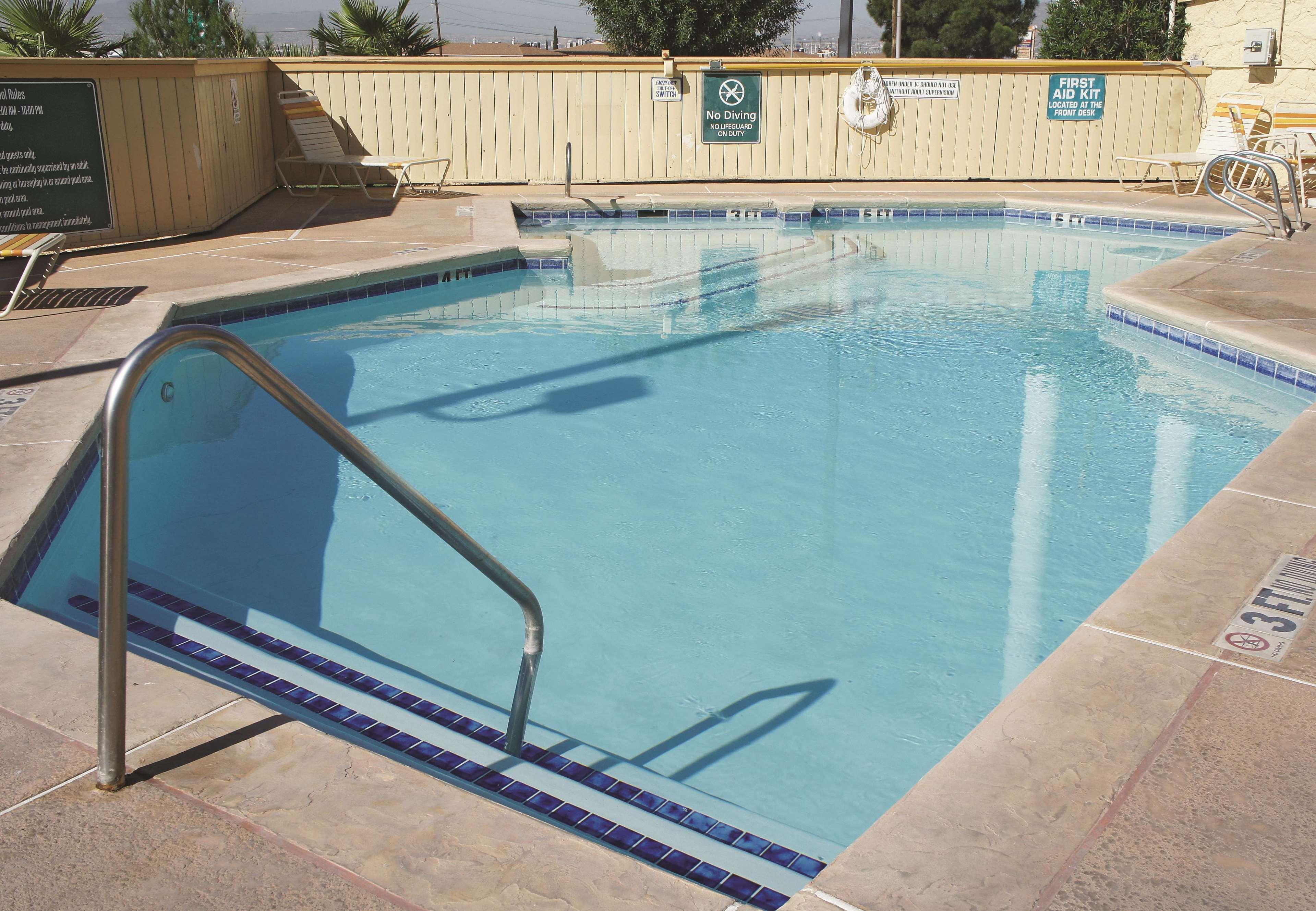 La Quinta Inn By Wyndham El Paso Cielo Vista Zewnętrze zdjęcie